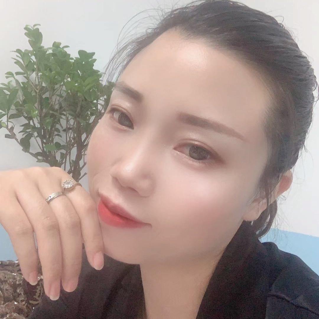 新苗教育集团-冉园长