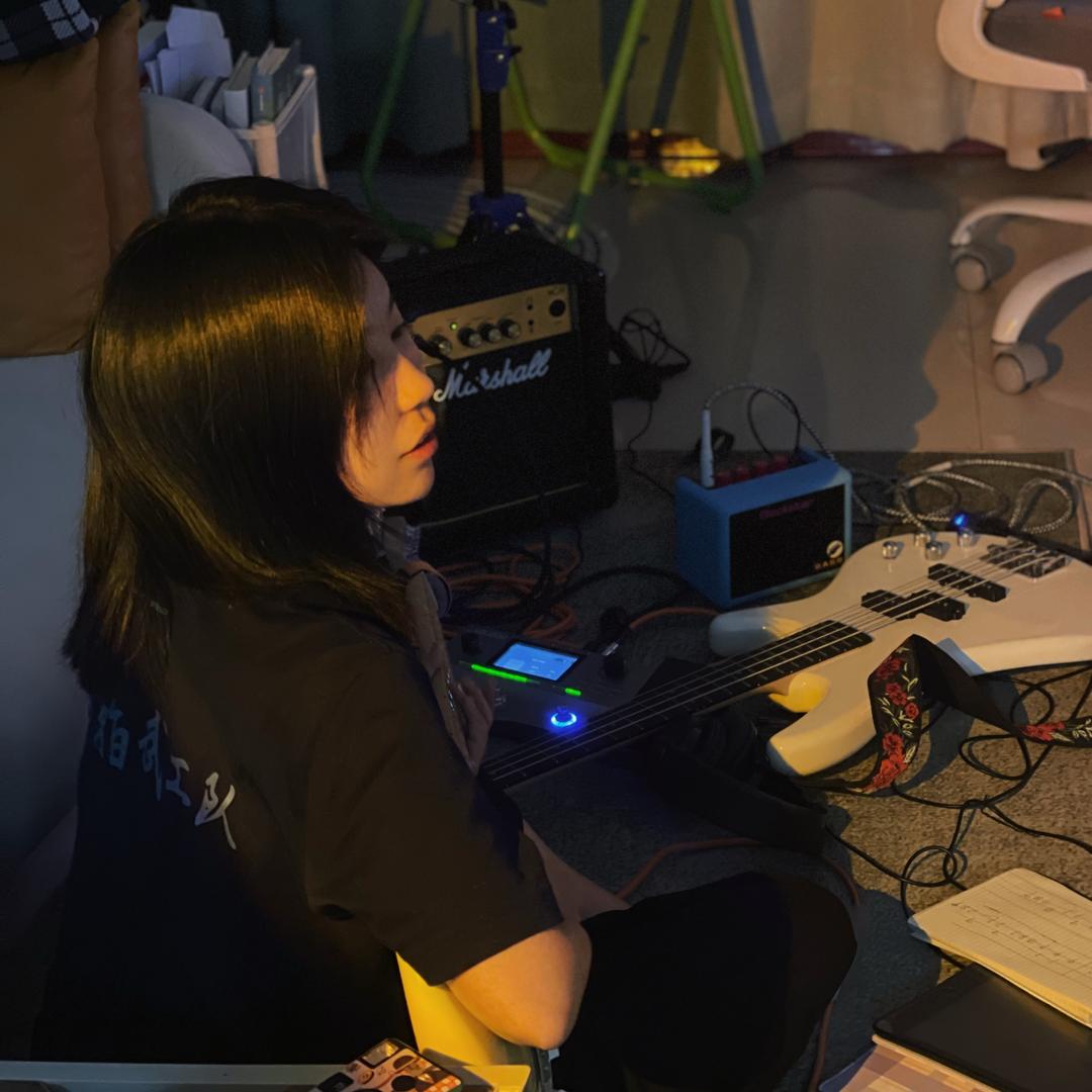 海边旅馆小螃蟹