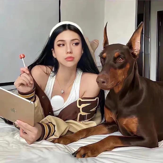 不知名辣妹