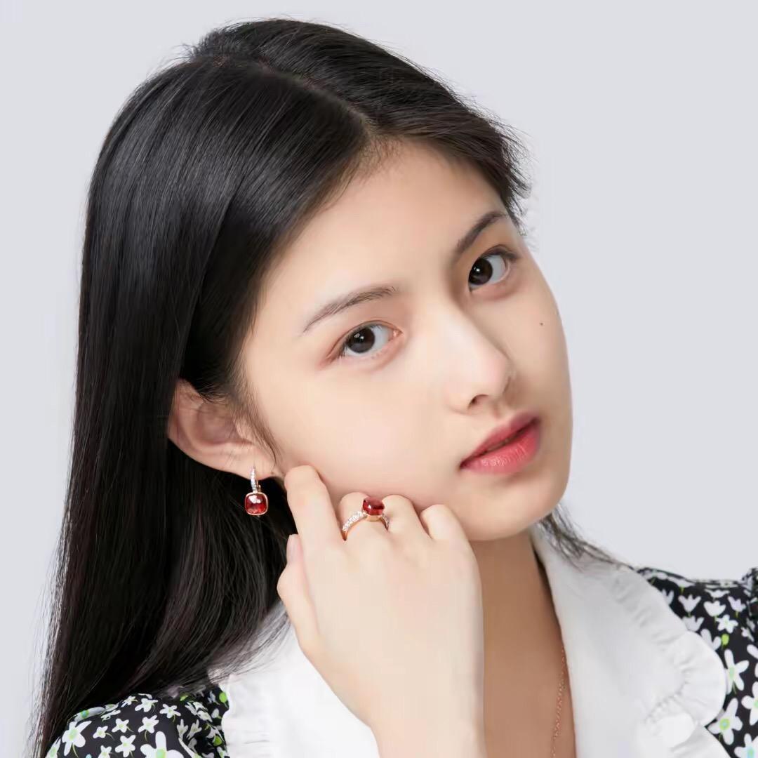 百变穿搭衣橱