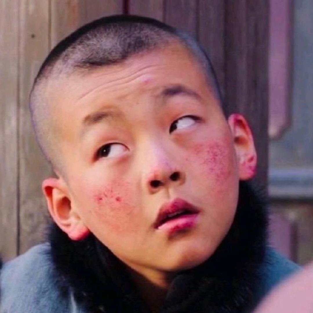 ￴ ￴￴ ￴ ￴ ￴￴