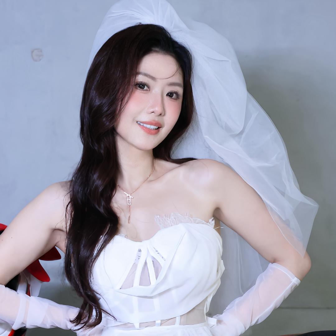 主持人yoyo@抖音