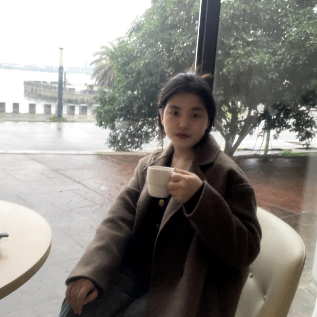 岢岚化妆师思思