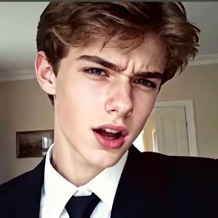 老子不想上班💭