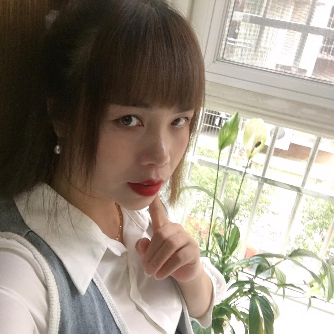 菲莉诗蒂👗燕燕