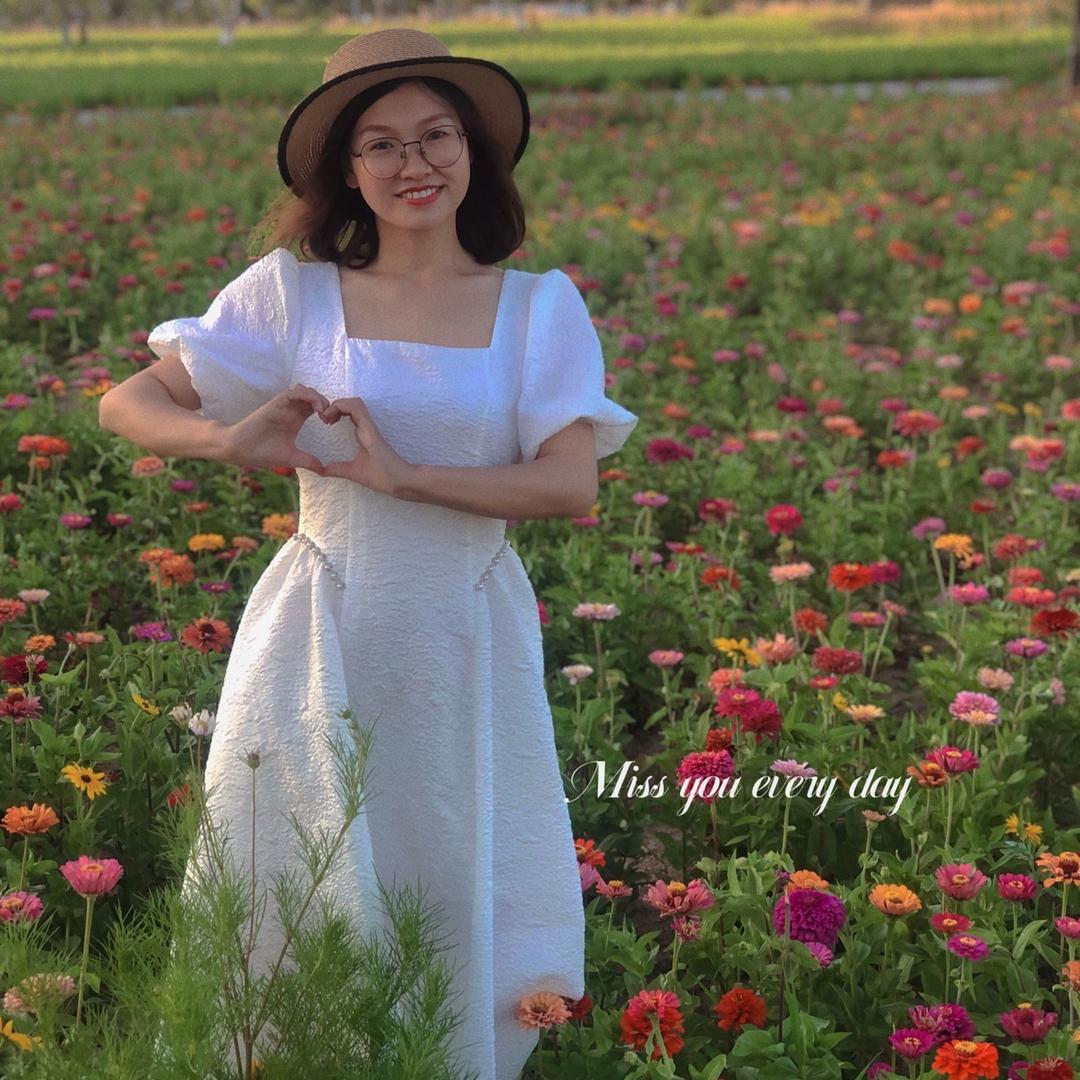 90后鞋垫小妹
