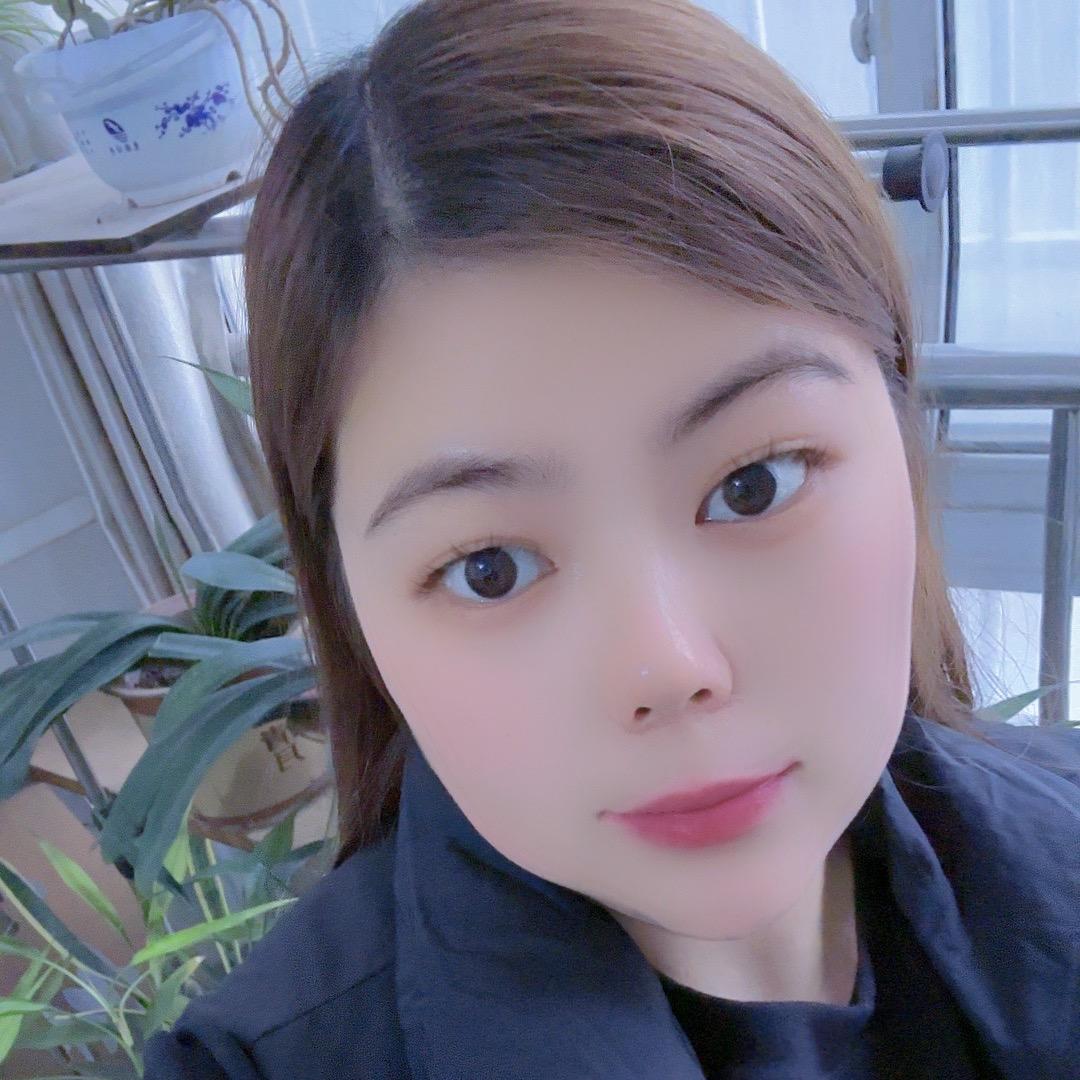 吖頭脾氣拽╰つ（连赞拉黑）