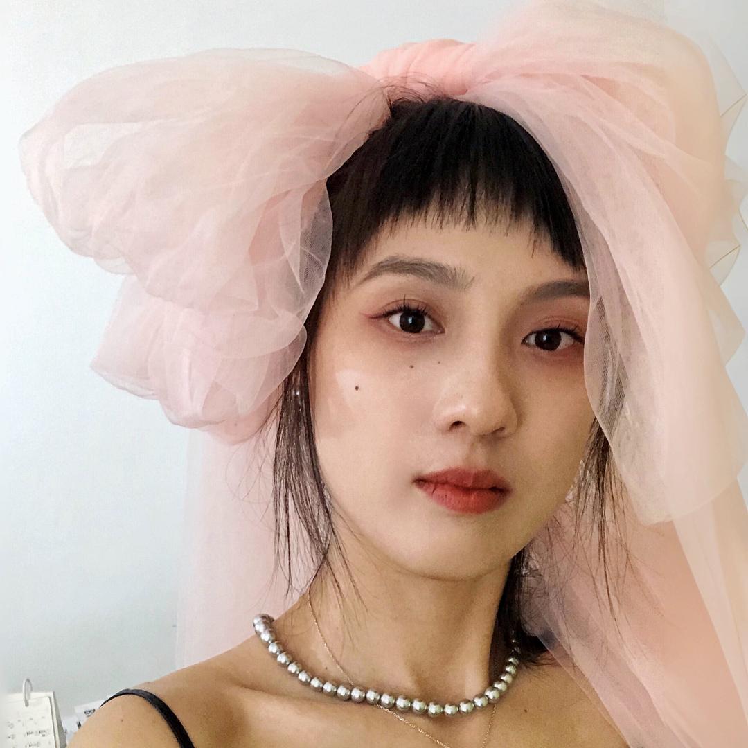 超爱吃甜品的优乐酱