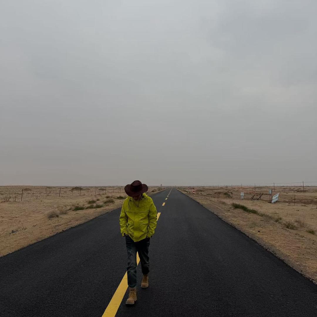 Czm                ༽