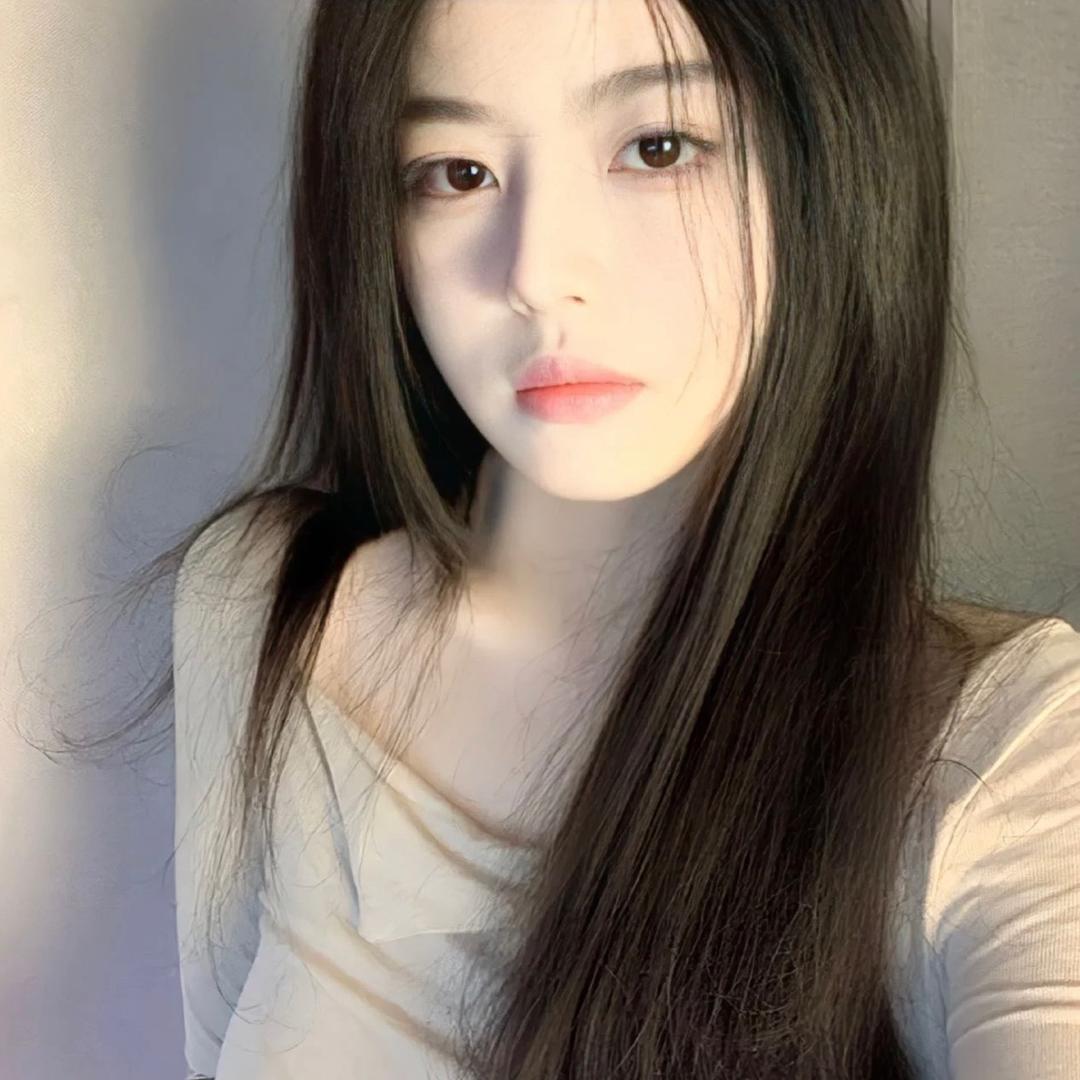 彤荃