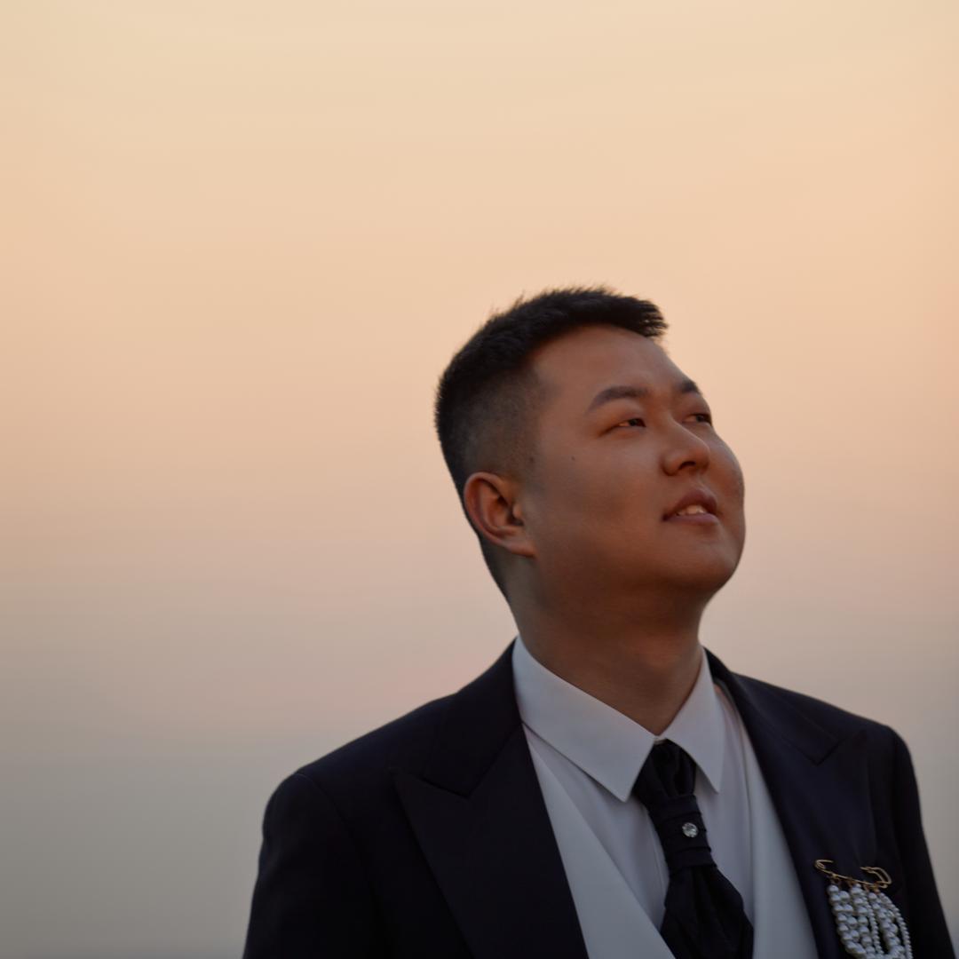 磊磊