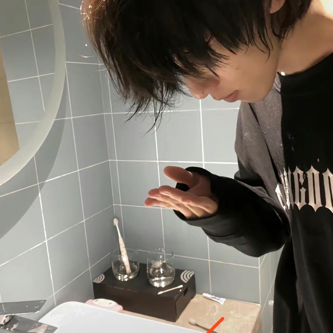 Yy-