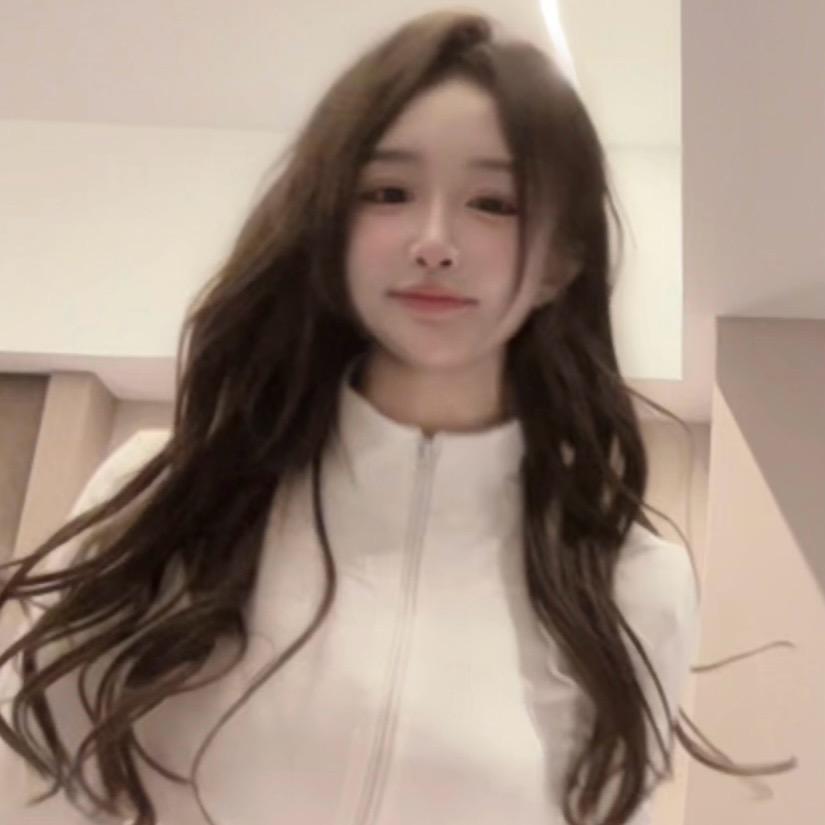 Lisa.