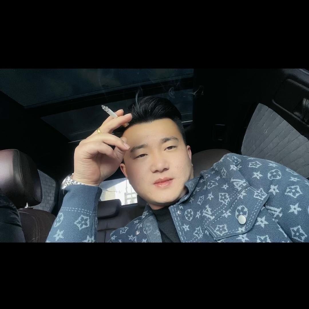 李东东