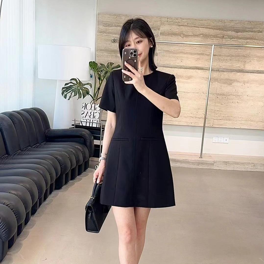 白秋洁女装批发