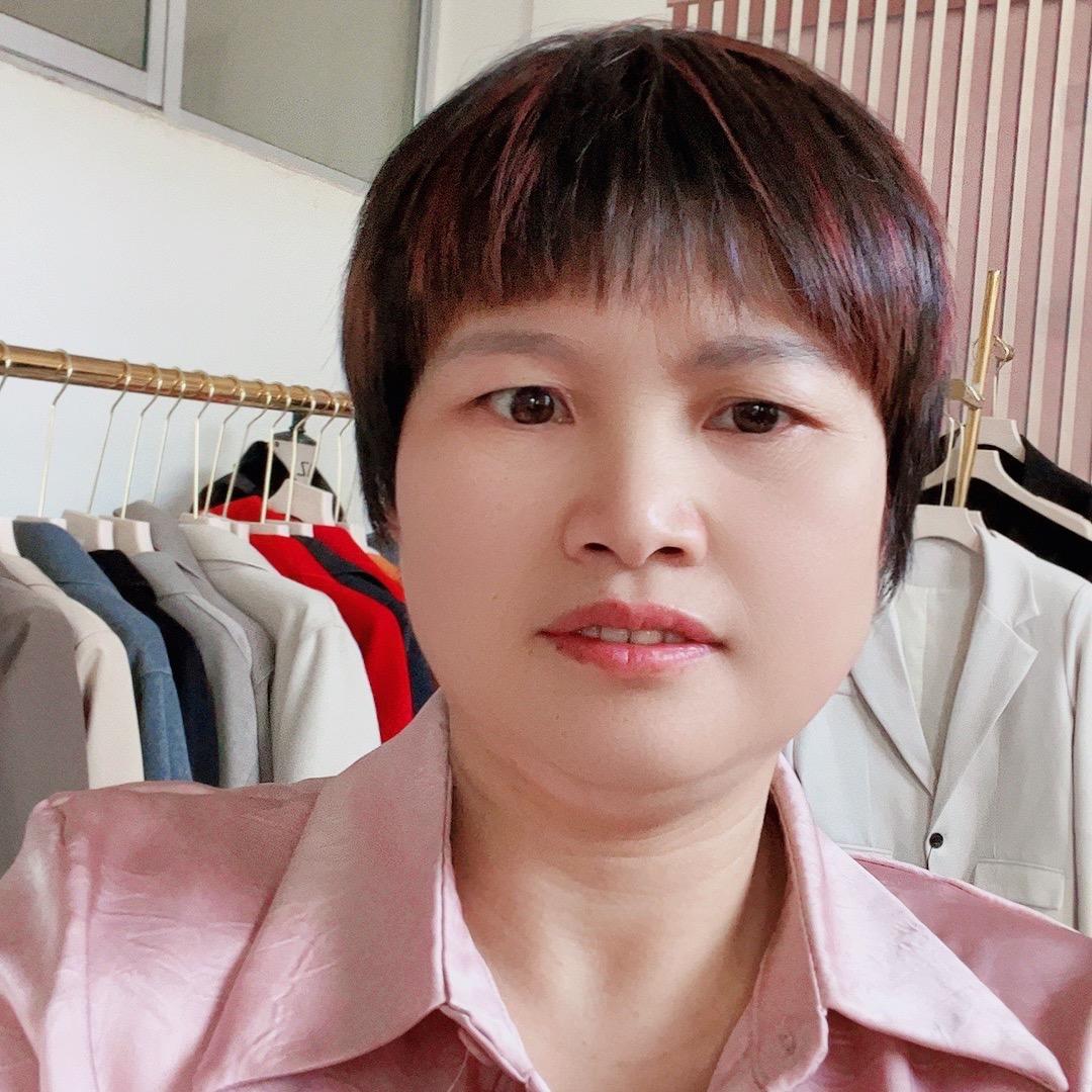 老刘-佳臻服装皮草批发