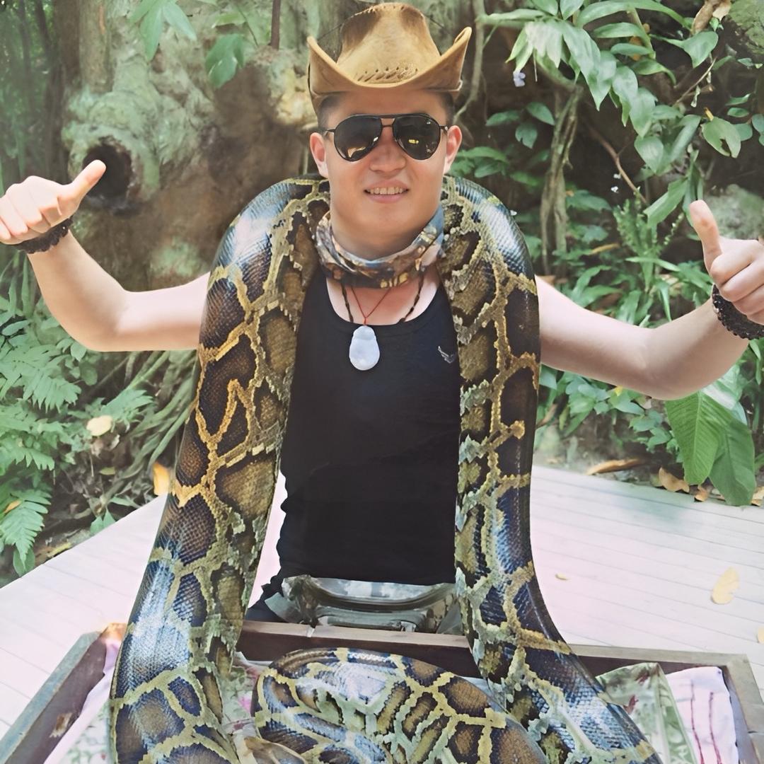 穿破衣服流浪 | 优选