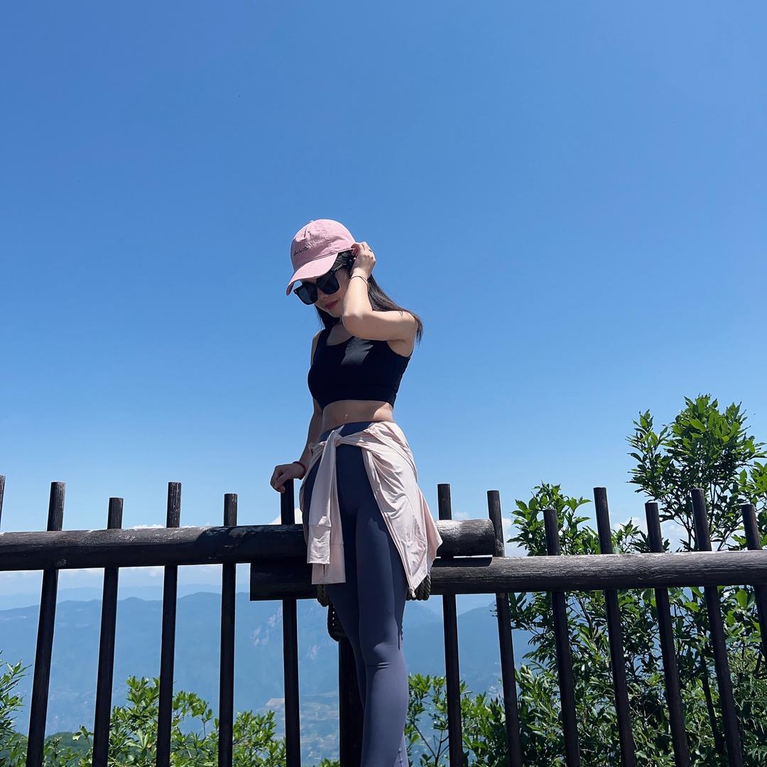 九思-