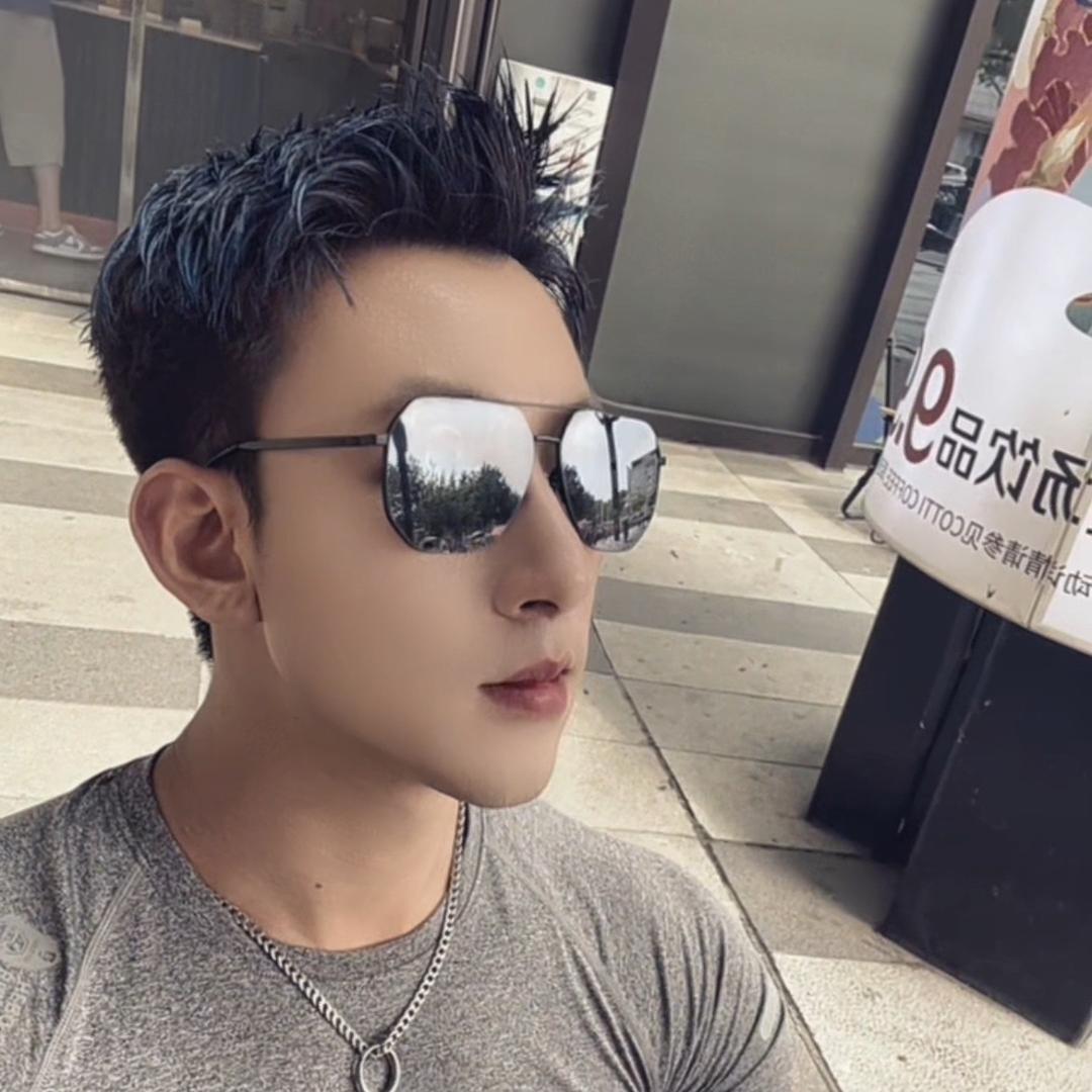 一颗冰柠檬