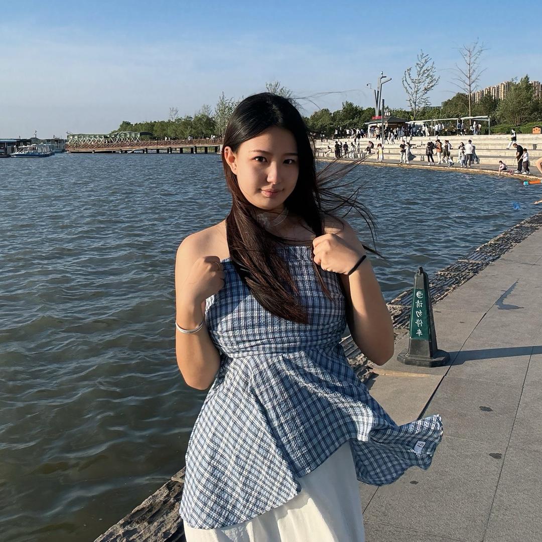 美羊羊.