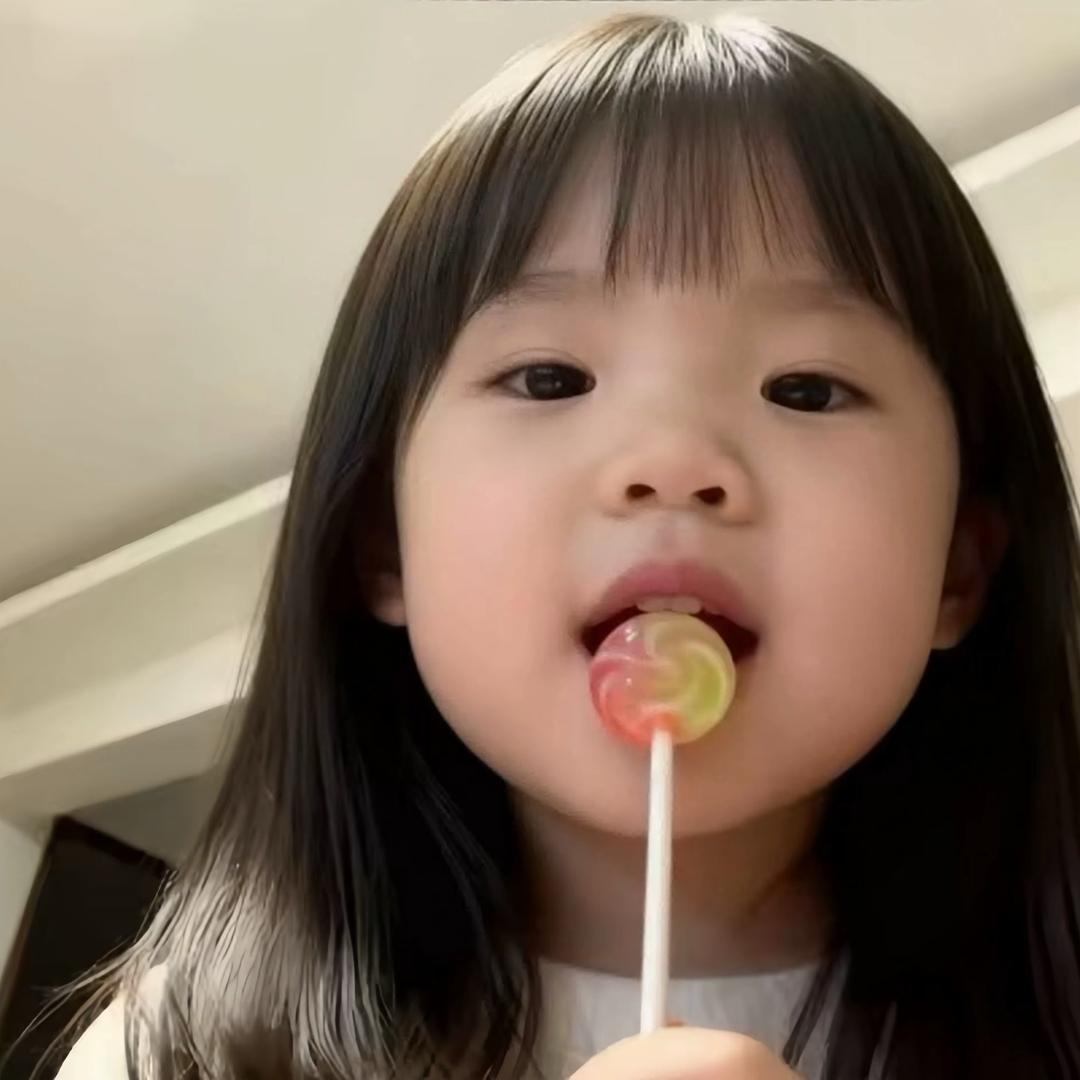 女王殿下的妹妹养的狗的主人