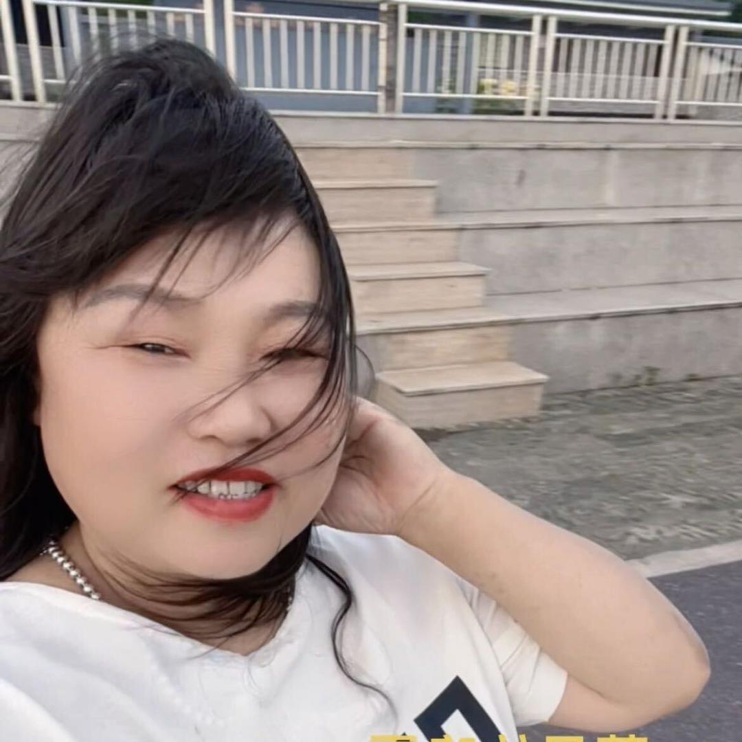 🪸张莉🪸