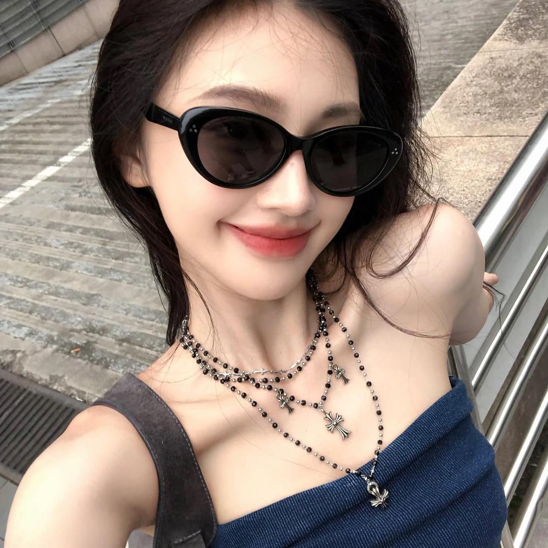 贴贴