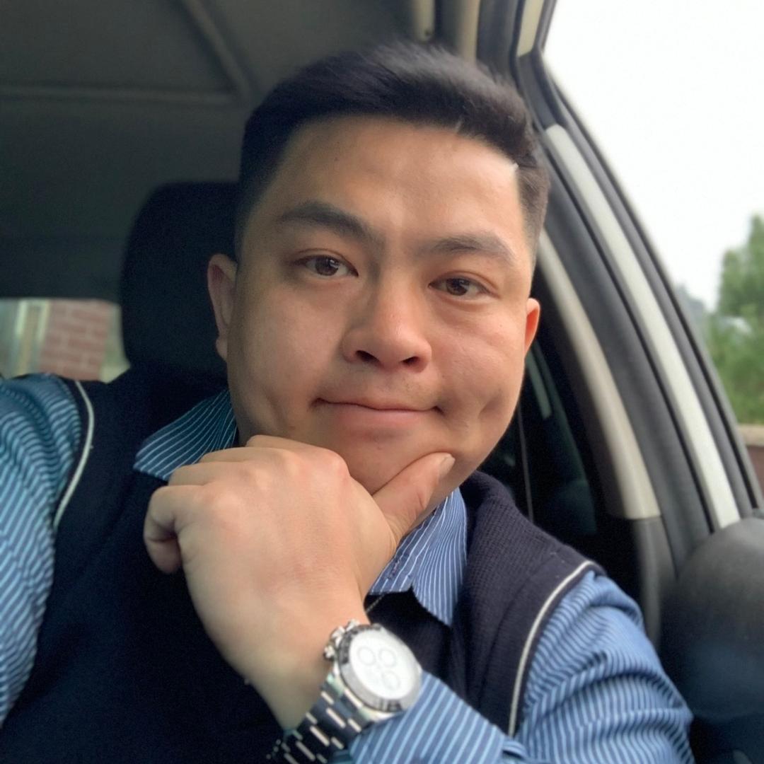 @老张美缝.美容胶收边