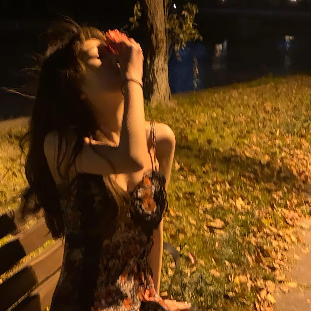 谢沁、