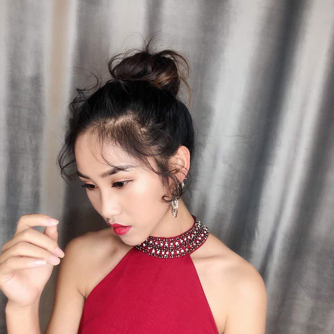 小伊女装服饰