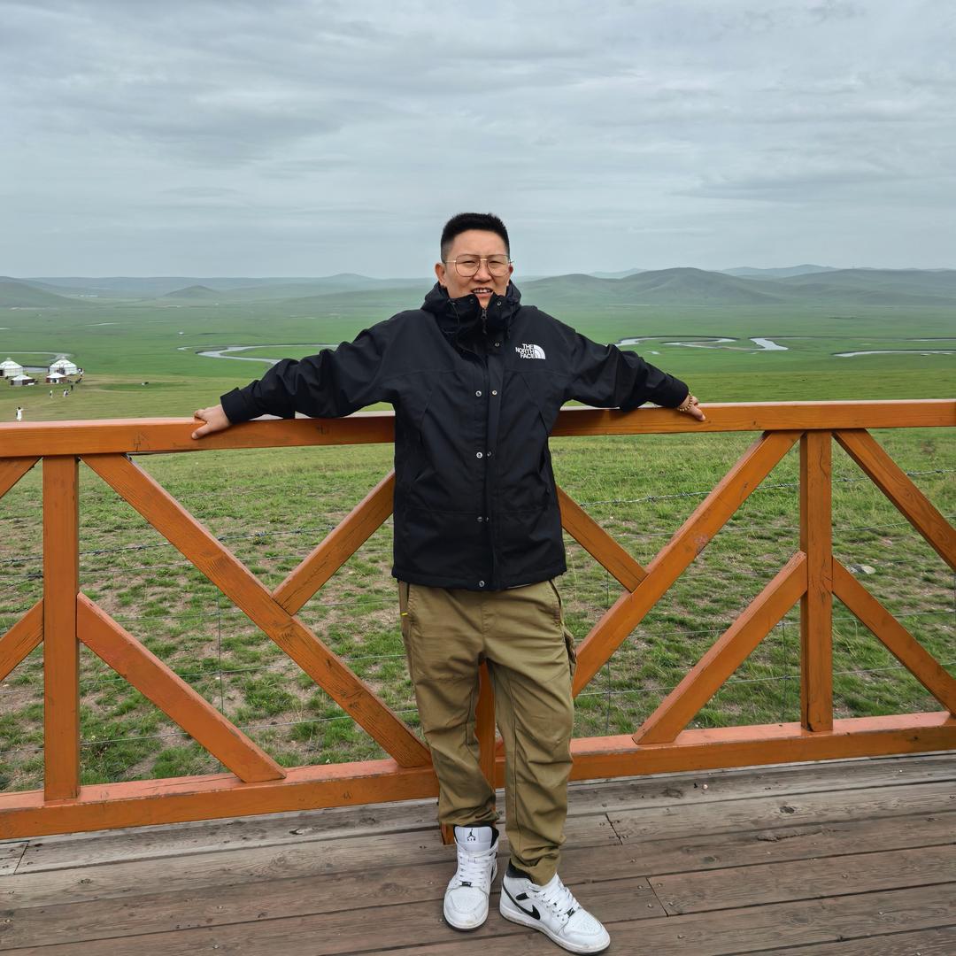 旅游主理人-勇勇