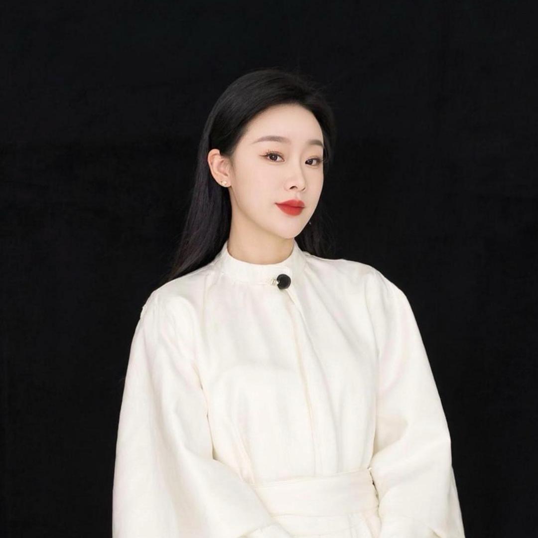 泡芙小姐