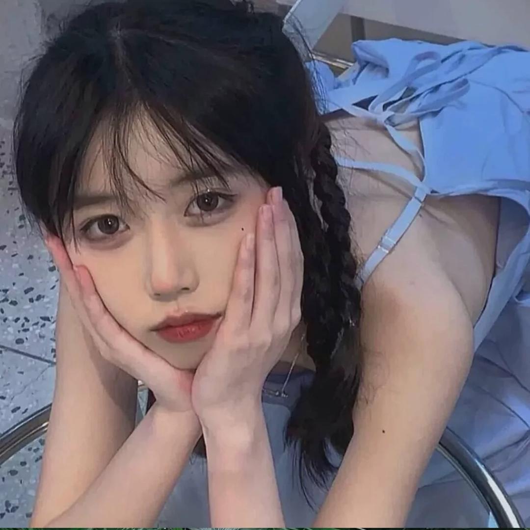 脸红.