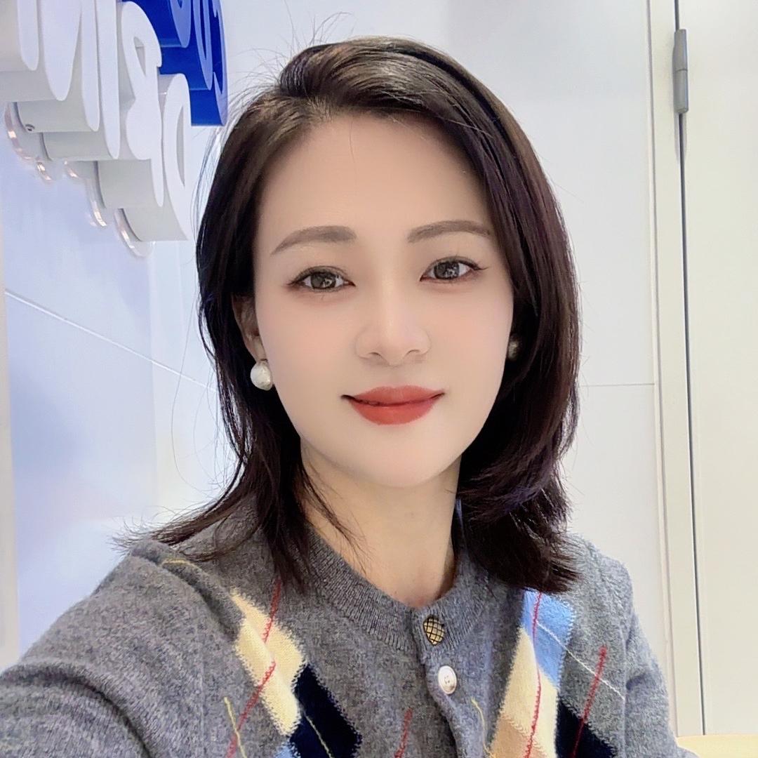 深圳南油加美娜轻奢女装
