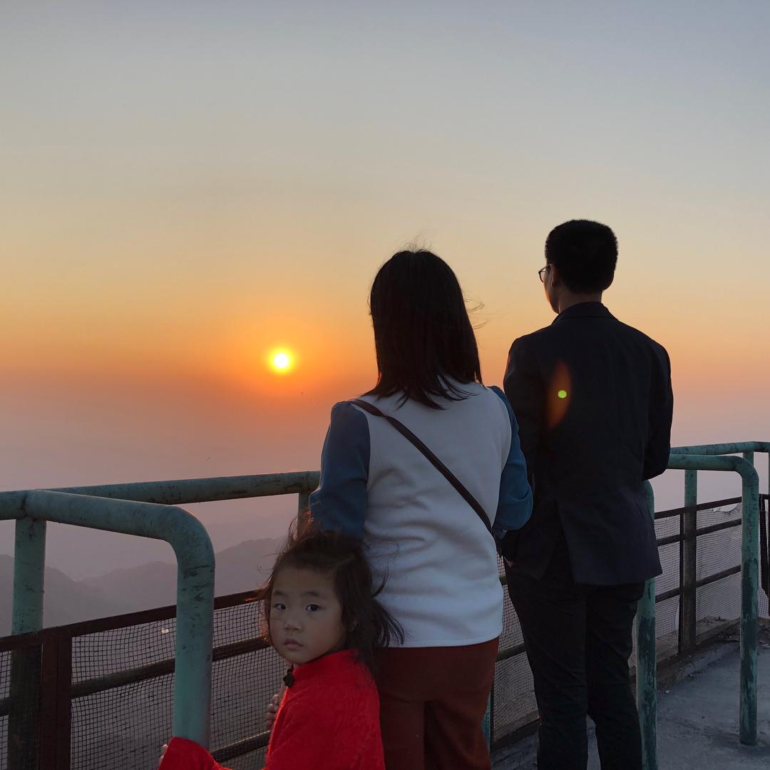 爱养鱼的肖不帅