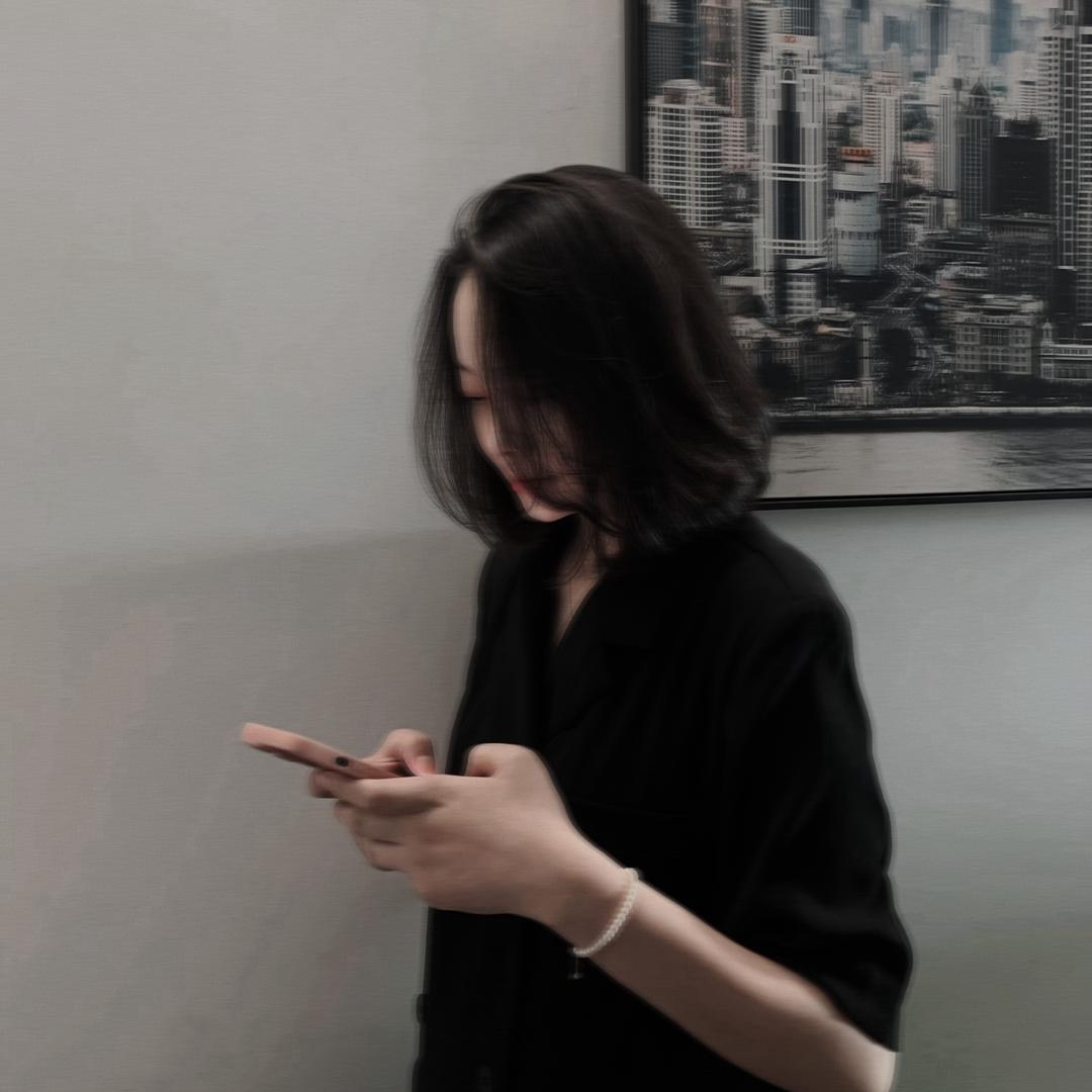 成都独立设计师～秋秋