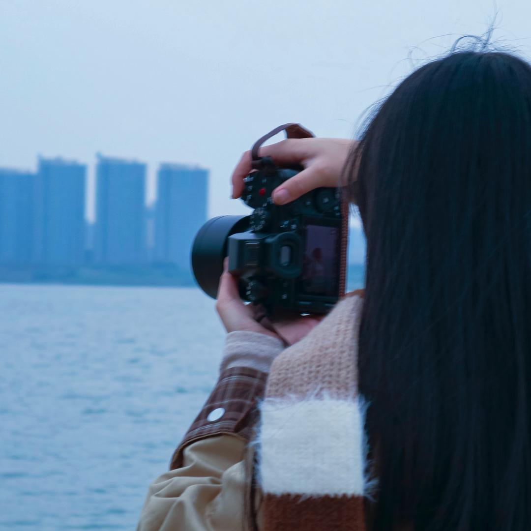 爱拍照的小張儿📷