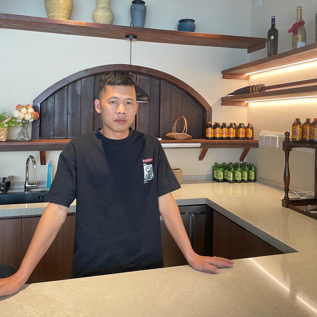 韩系女装源头工厂 羽毛哥