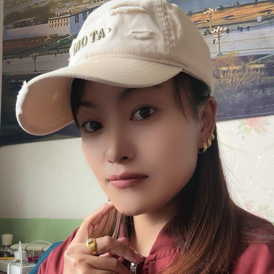 山 村 姑 娘 😘