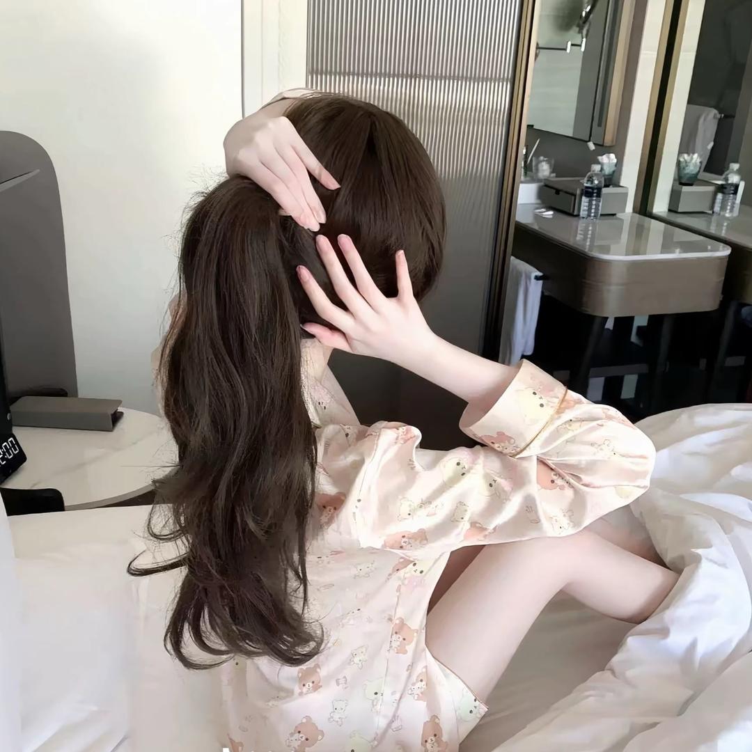 萌媚