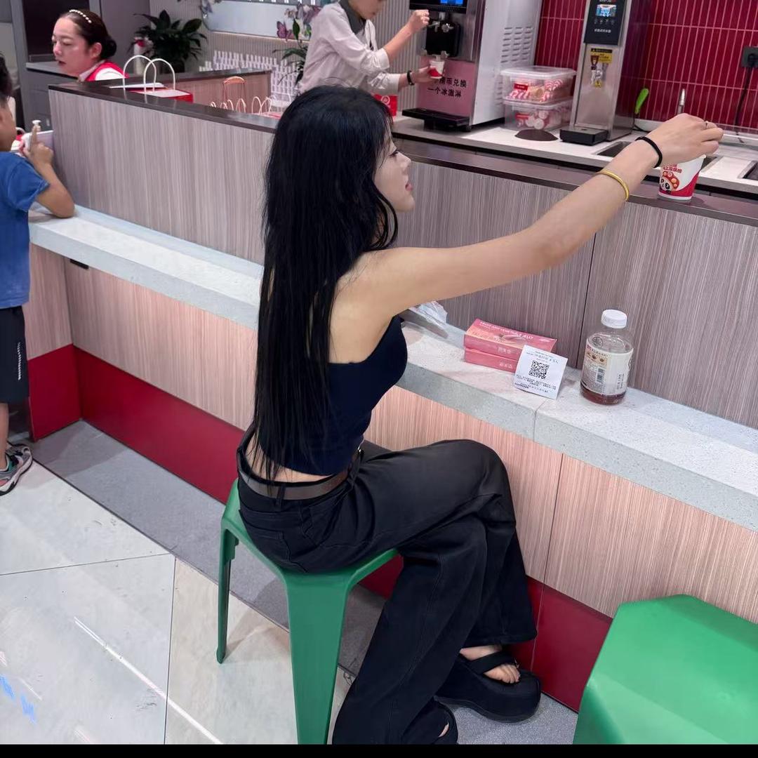 李奇奇的小卖铺🤔