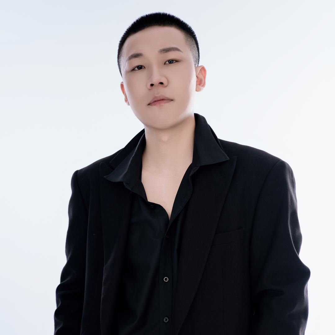 🐬李子贤