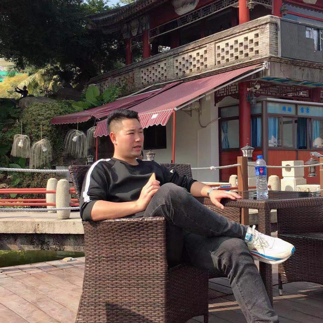 鲁旭