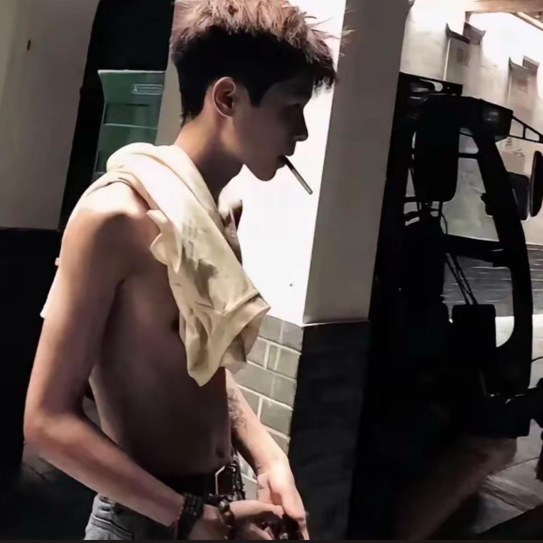 Aaaa建材徐总          🪳