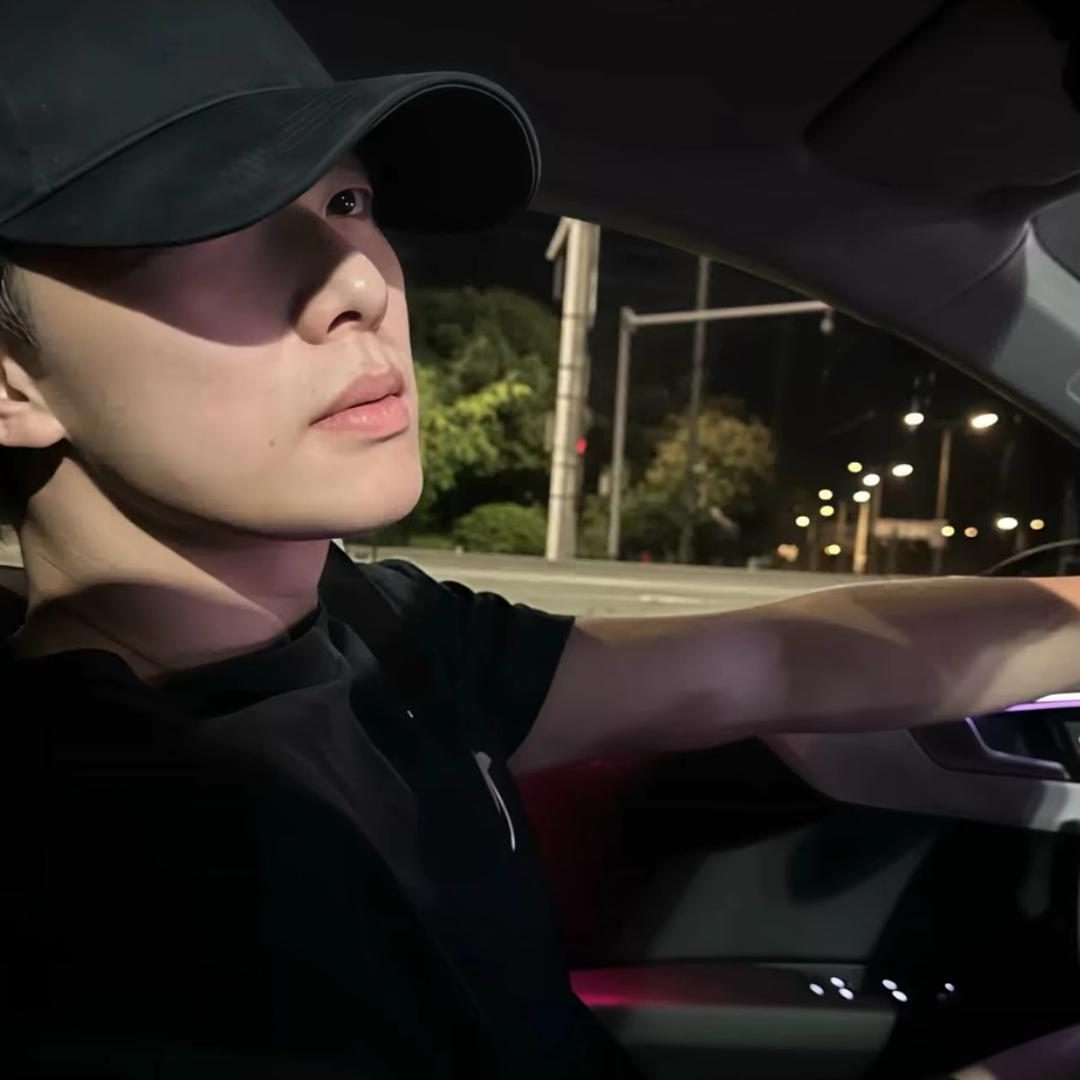 ￴￴  ￴ ￴￴ ￴