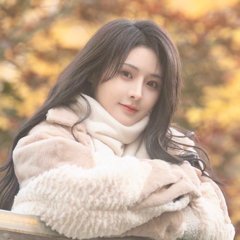 莫寒momo