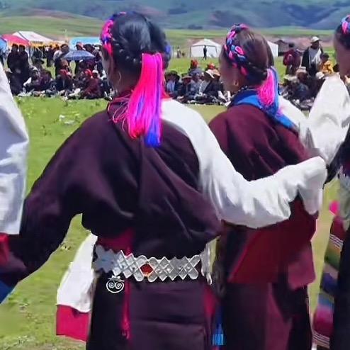ཆོས་ཚོ་🦋