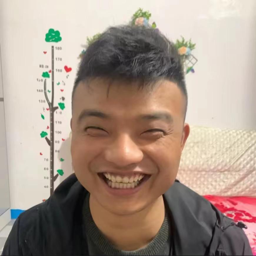 小成爱搞笑