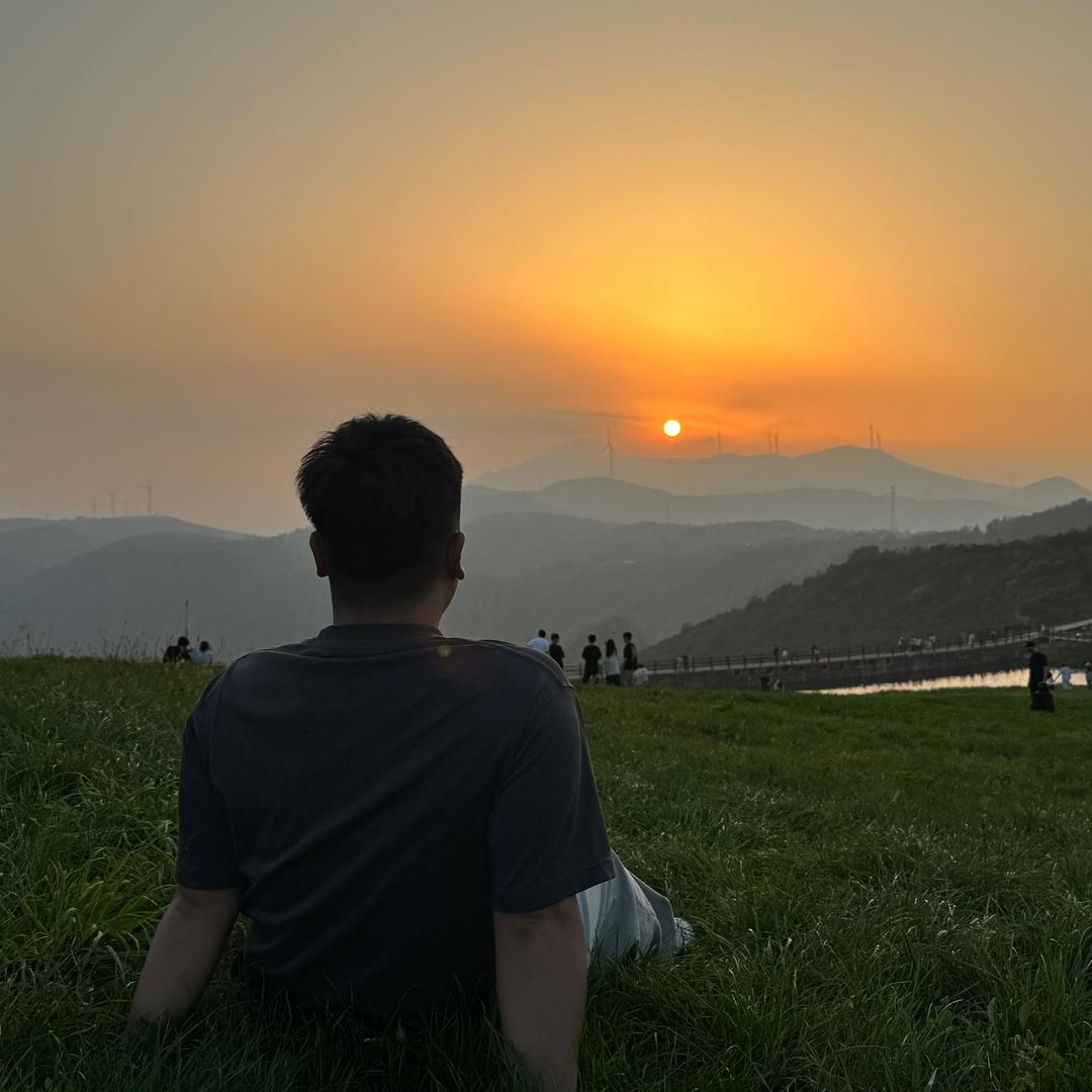 林深时雾起