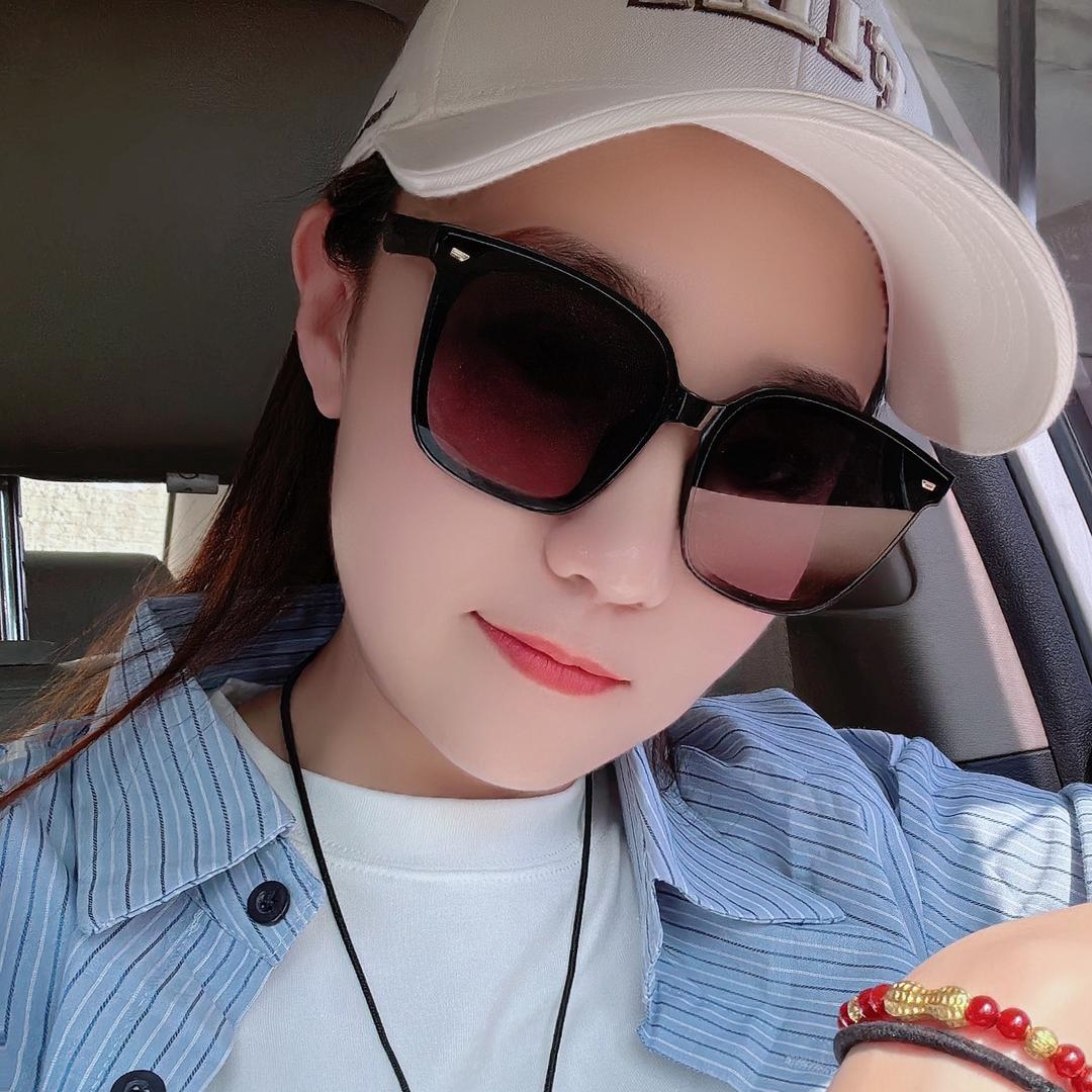 Y💋
